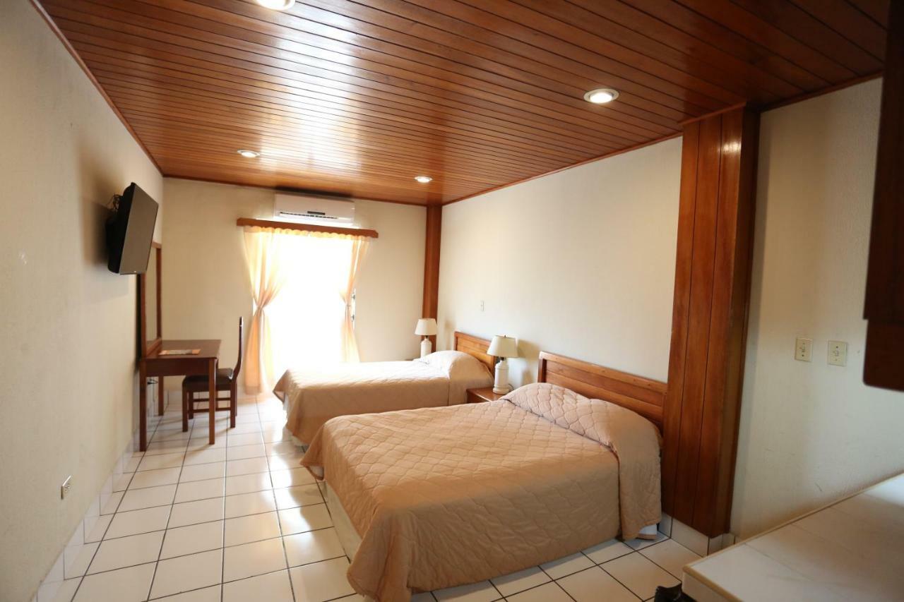 Hotel Mansion Teodolinda ماناجوا المظهر الخارجي الصورة